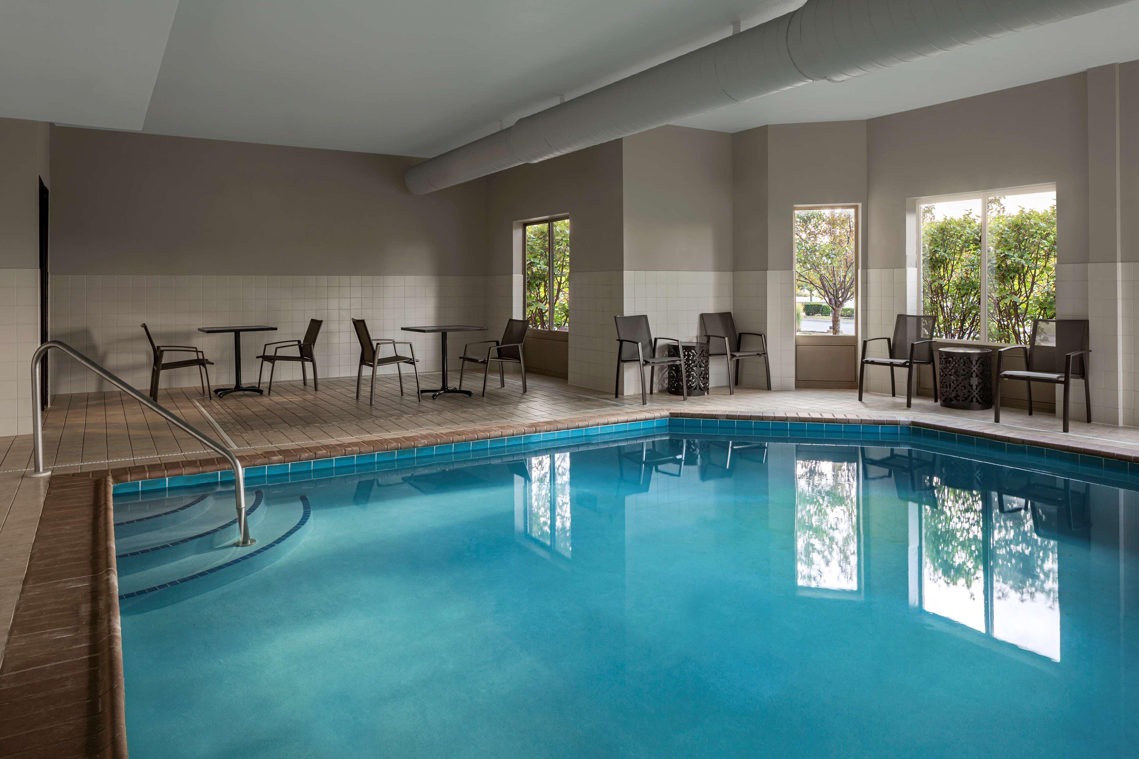 Homewood Suites By Hilton Орланд Парк Екстериор снимка